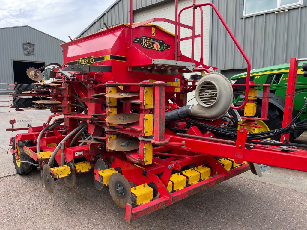 Vaderstad Rapid A400S 4 Metre drill