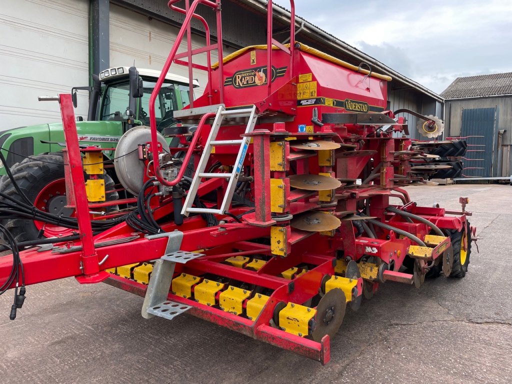 Vaderstad Rapid A400S 4 Metre drill