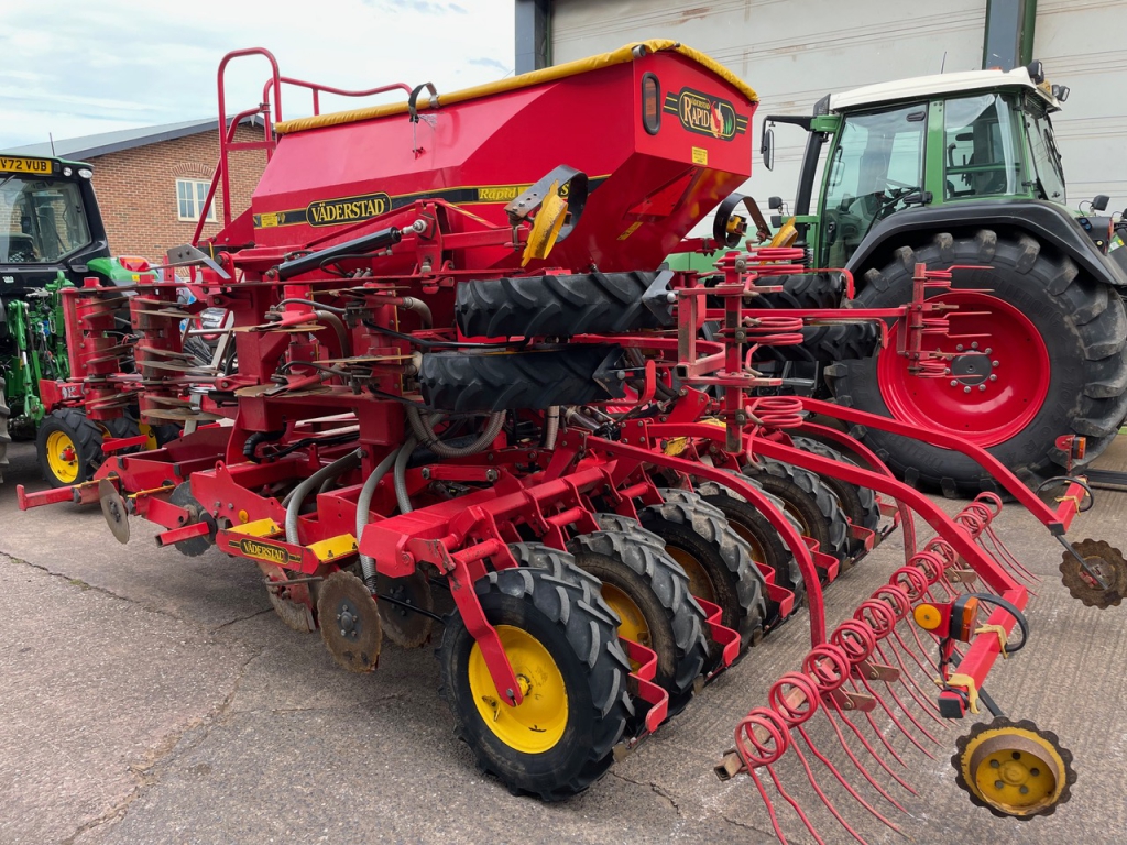 Vaderstad Rapid A400S 4 Metre drill