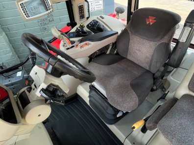 Massey Ferguson 6718S Exclusive
