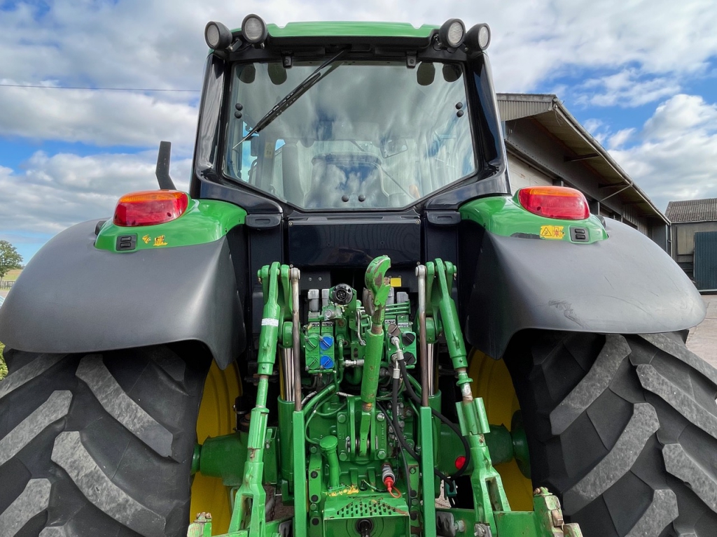 John Deere 6150M