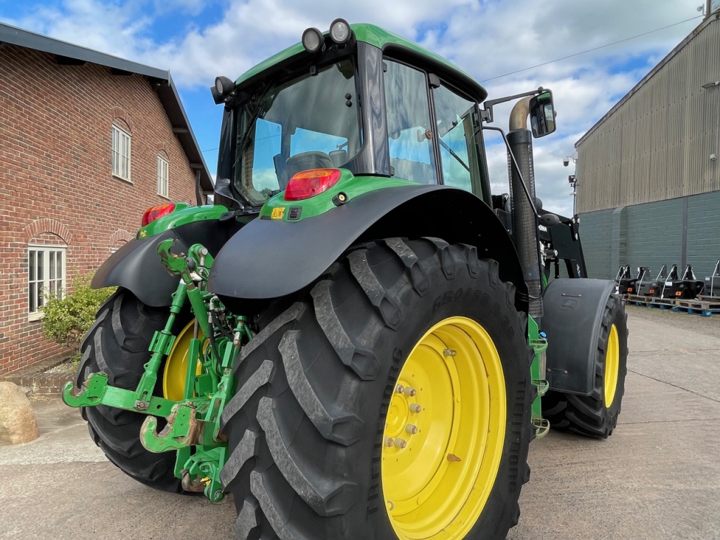 John Deere 6150M