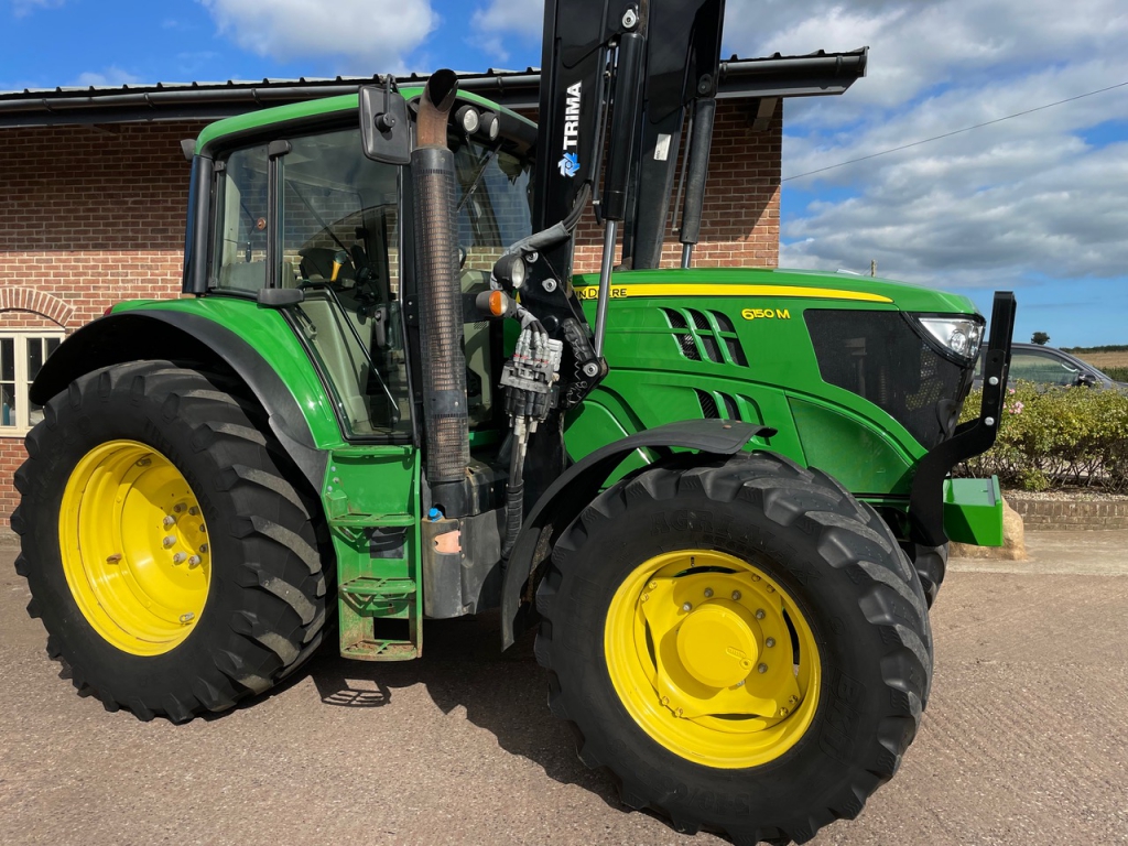 John Deere 6150M