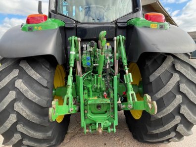 John Deere 6150M