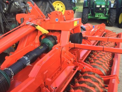Kuhn HR6004 R power harrow