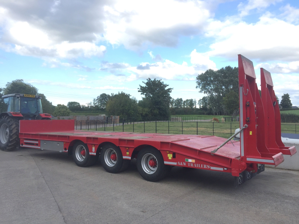 A&W Trailers low loader trailer