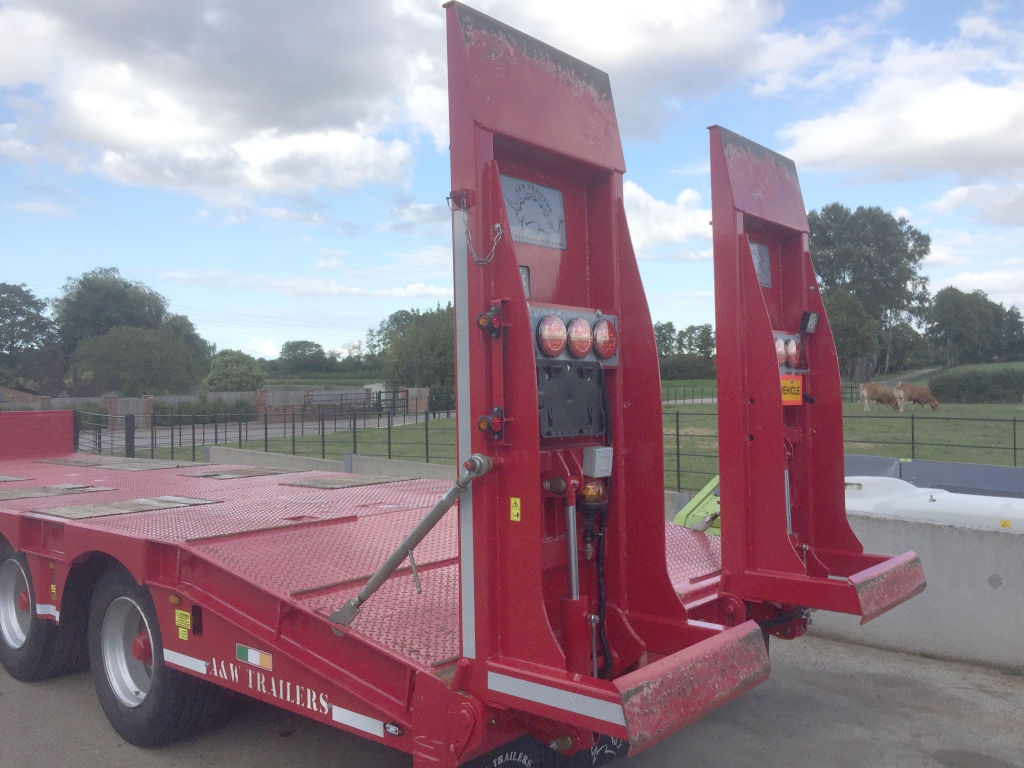 A&W Trailers low loader trailer