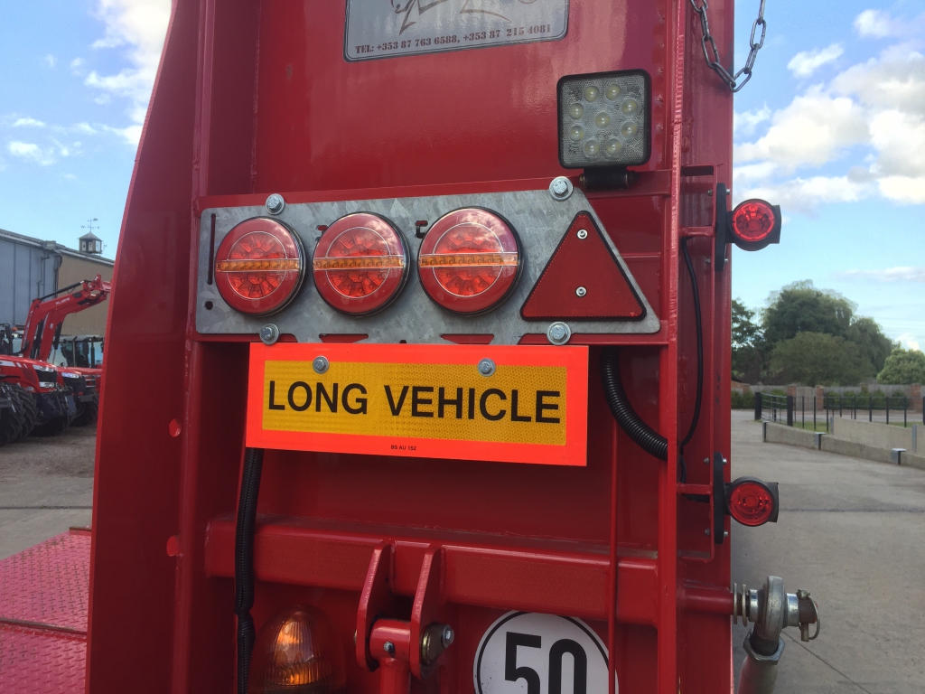 A&W Trailers low loader trailer