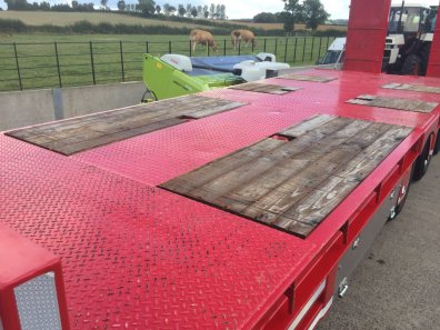 A&W Trailers low loader trailer
