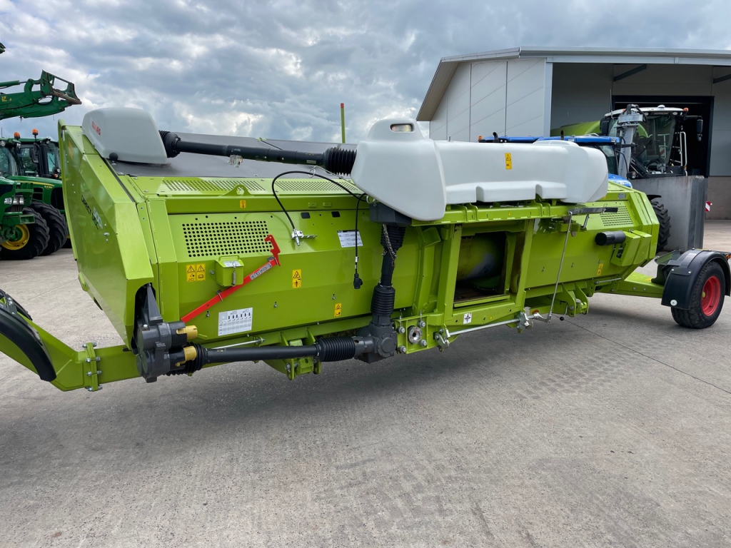 Claas 500P whole crop header