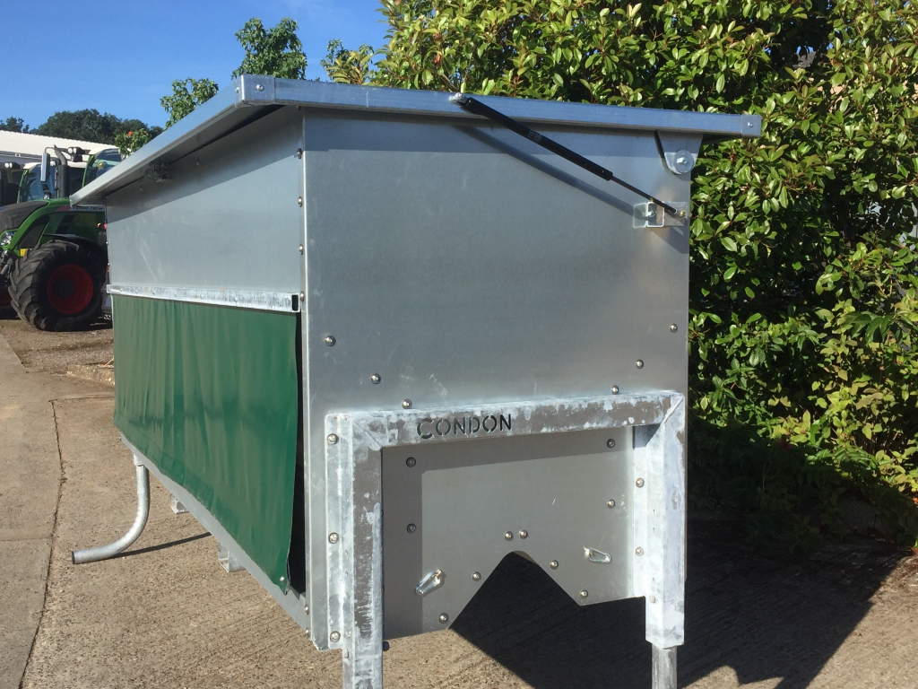 Condon Engineering 1.5 ton controlled feeder