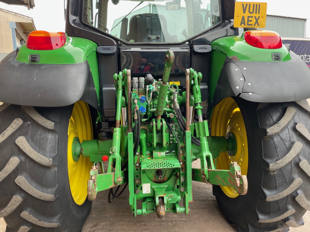 John Deere 6330 Standard
