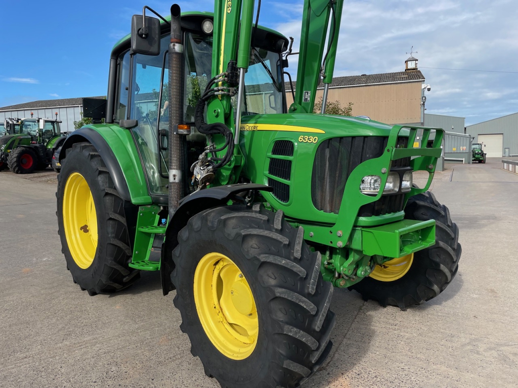 John Deere 6330 Standard