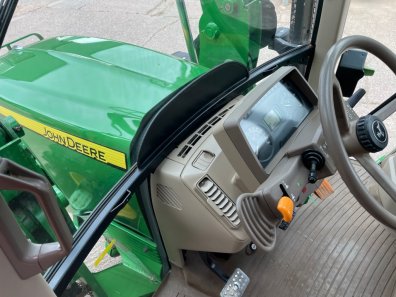 John Deere 6330 Standard