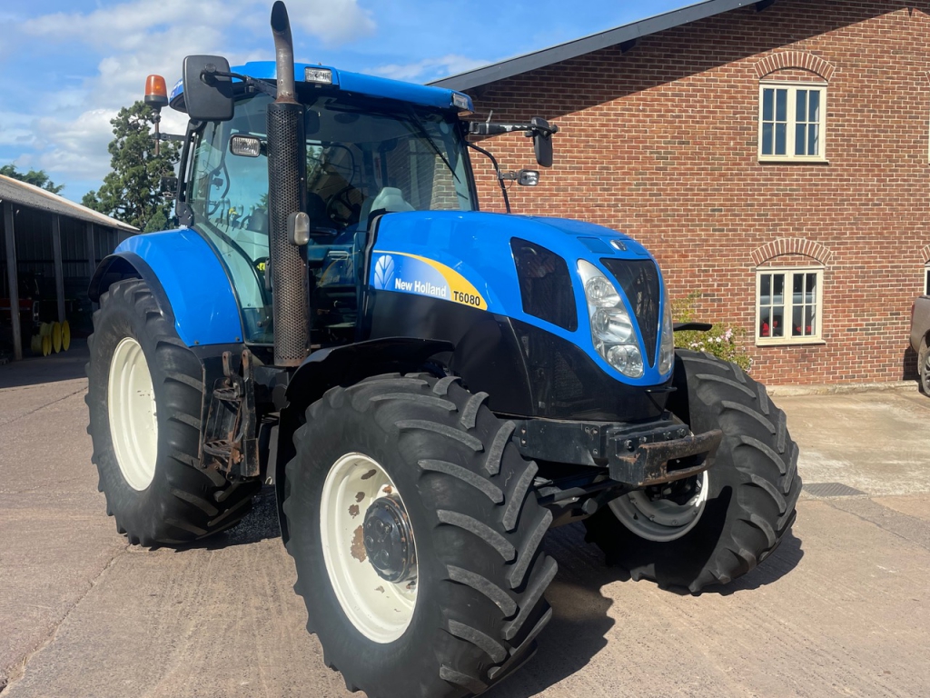 New Holland T6080