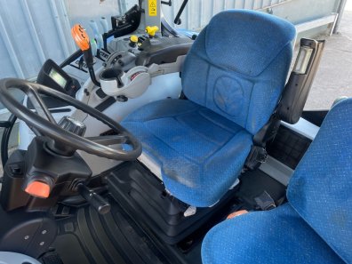 New Holland T6080
