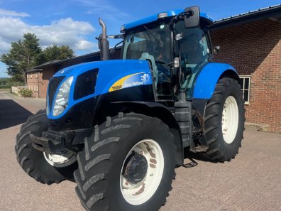 New Holland T6080