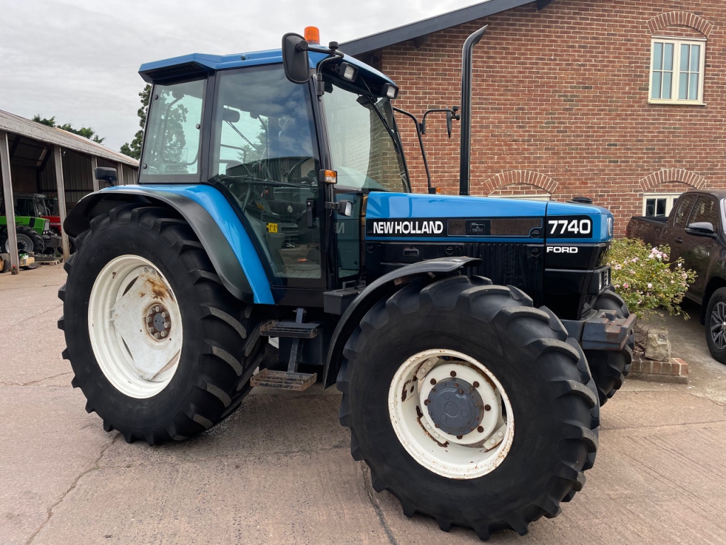 New Holland 7740 SL