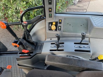 New Holland 7740 SL