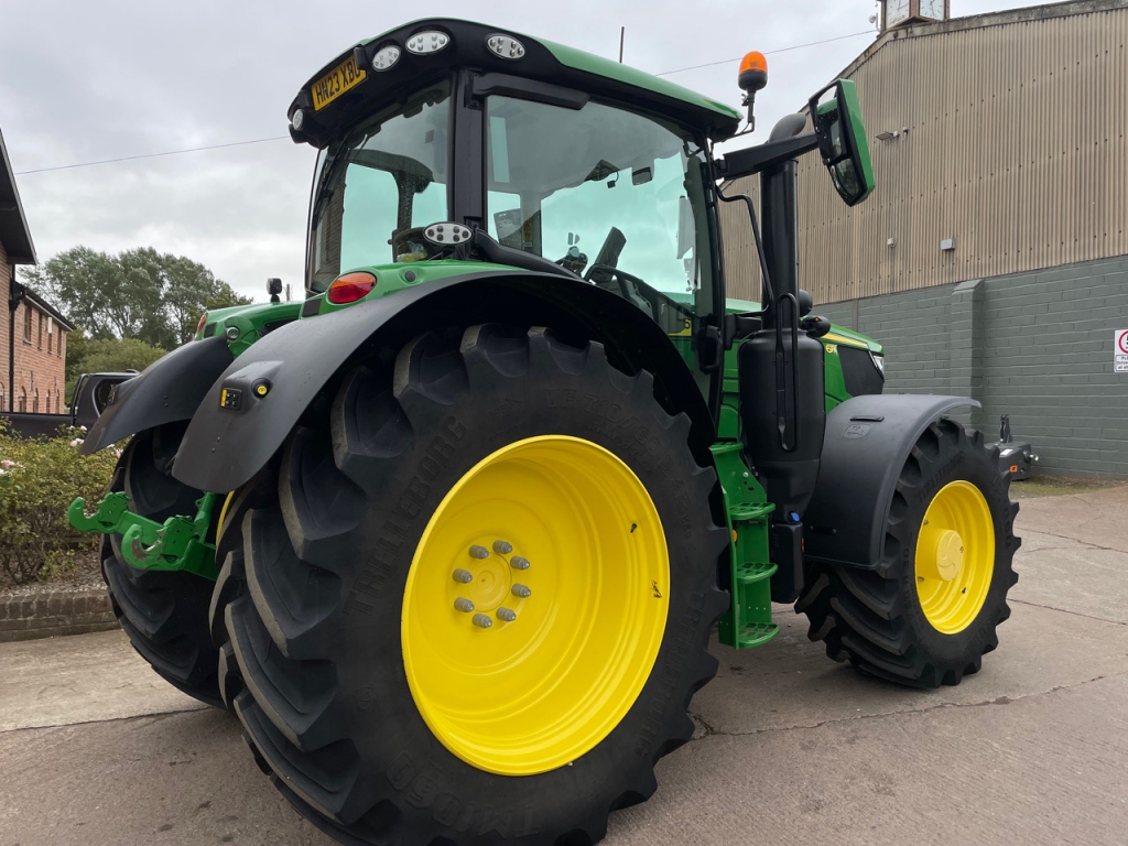 John Deere 6R 185
