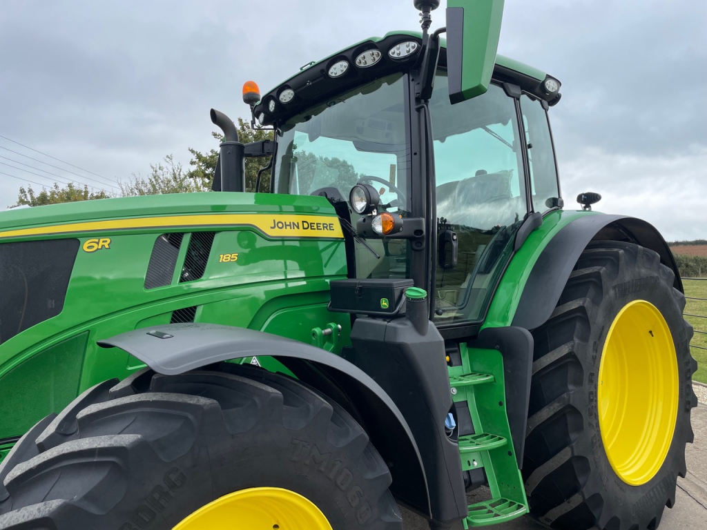 John Deere 6R 185