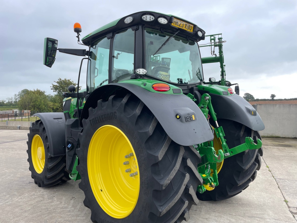 John Deere 6R 185