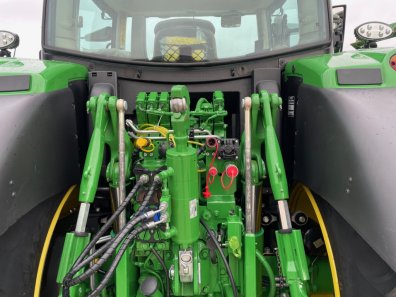 John Deere 6R 185