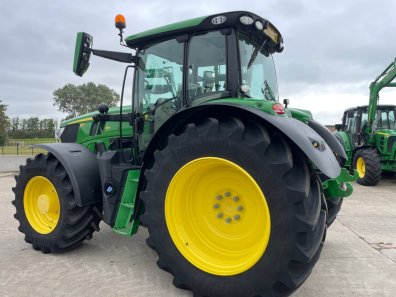 John Deere 6R 185