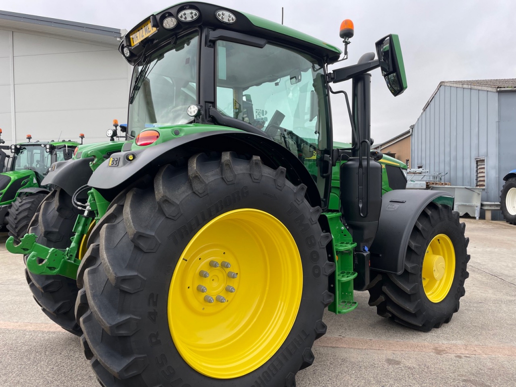 John Deere 6R 185