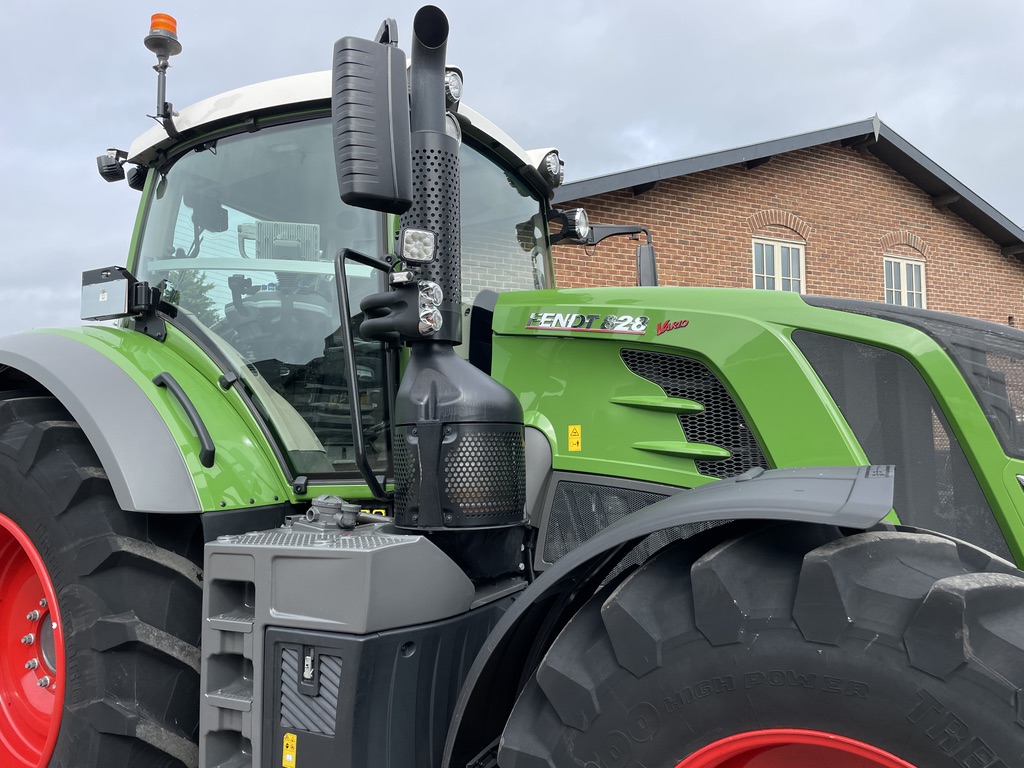 Fendt 828