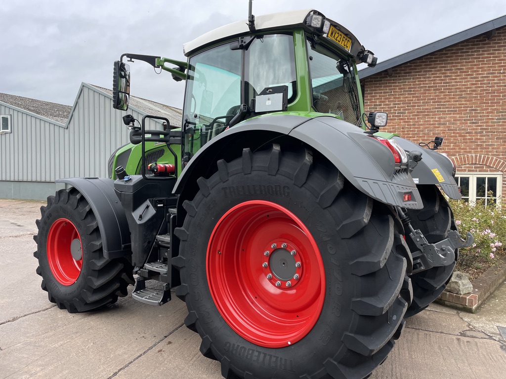 Fendt 828