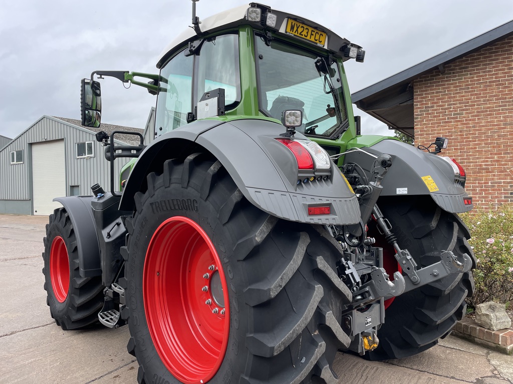 Fendt 828