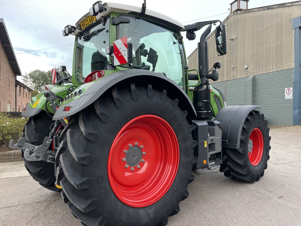 Fendt 724