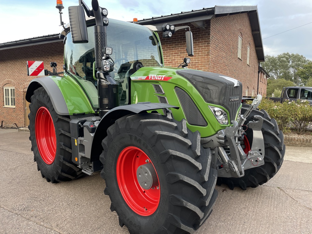 Fendt 724