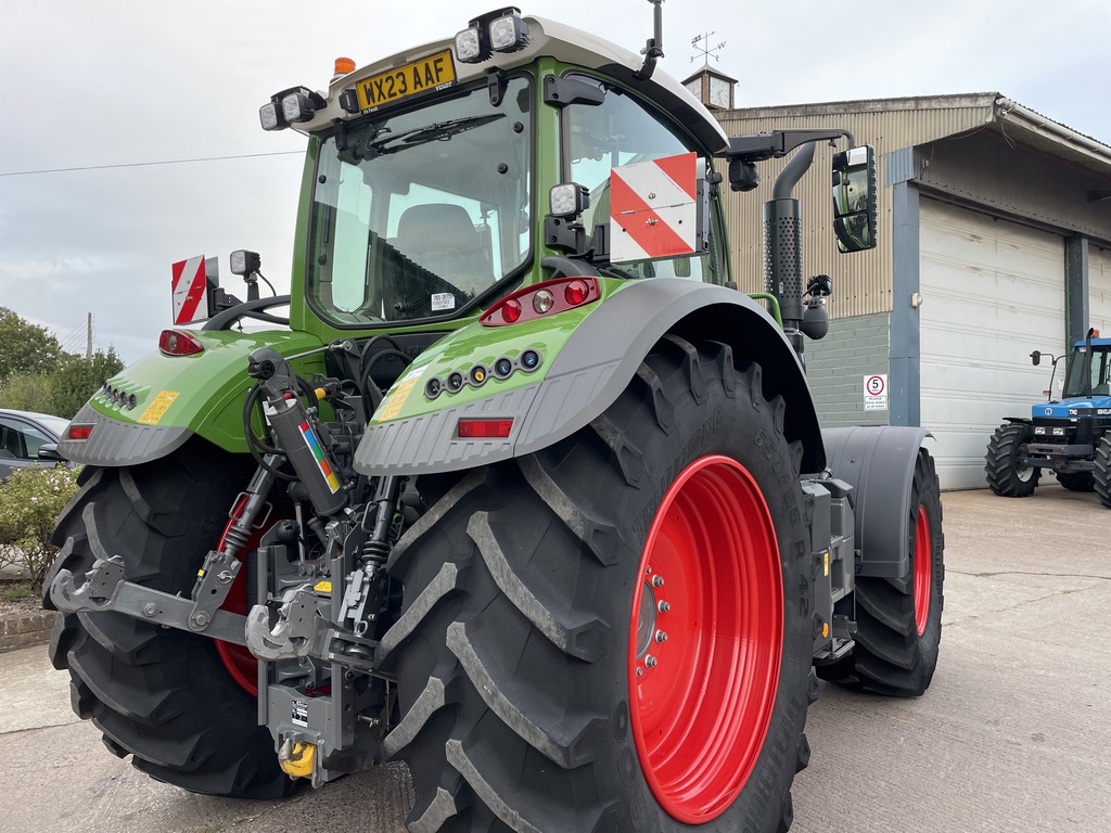Fendt 724
