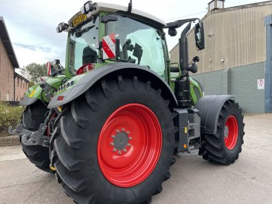 Fendt 724