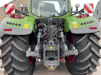 Fendt 724