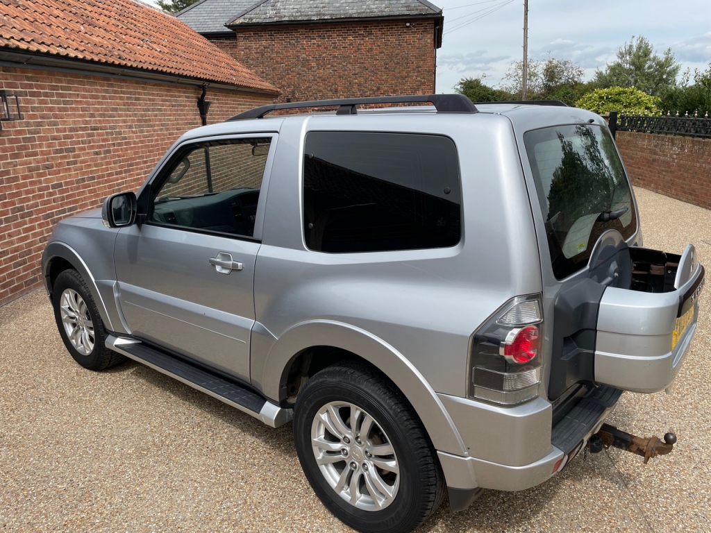 Mitsubishi Shogun SG2 4Work Commercial 3.2 diesel
