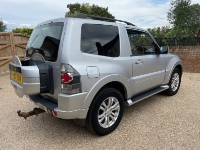 Mitsubishi Shogun SG2 4Work Commercial 3.2 diesel