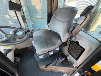 JCB 414S