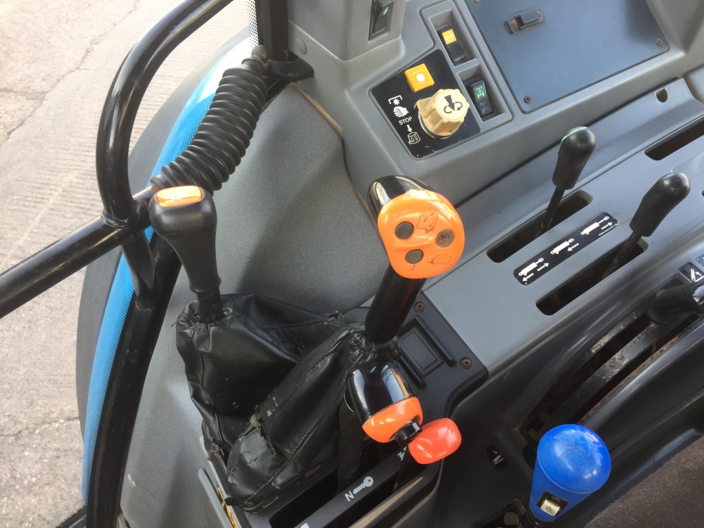 New Holland 7740 SL