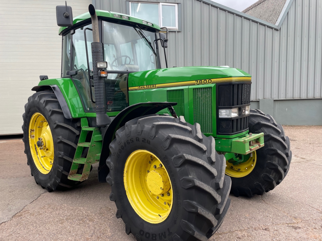 John Deere 7800