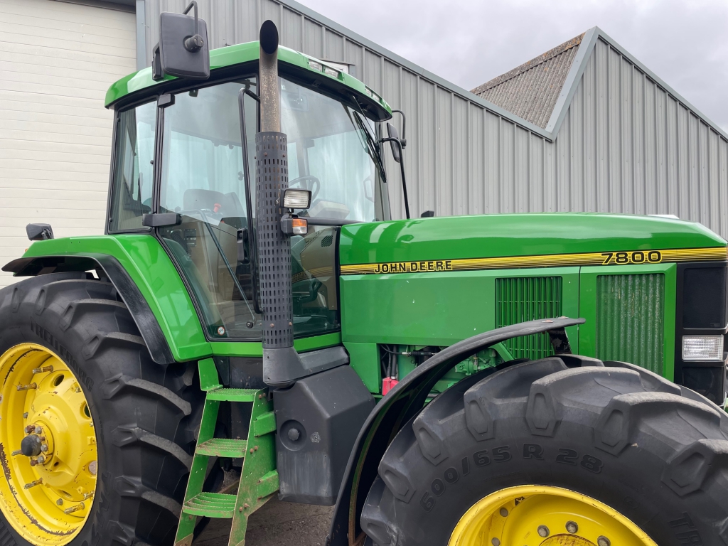 John Deere 7800