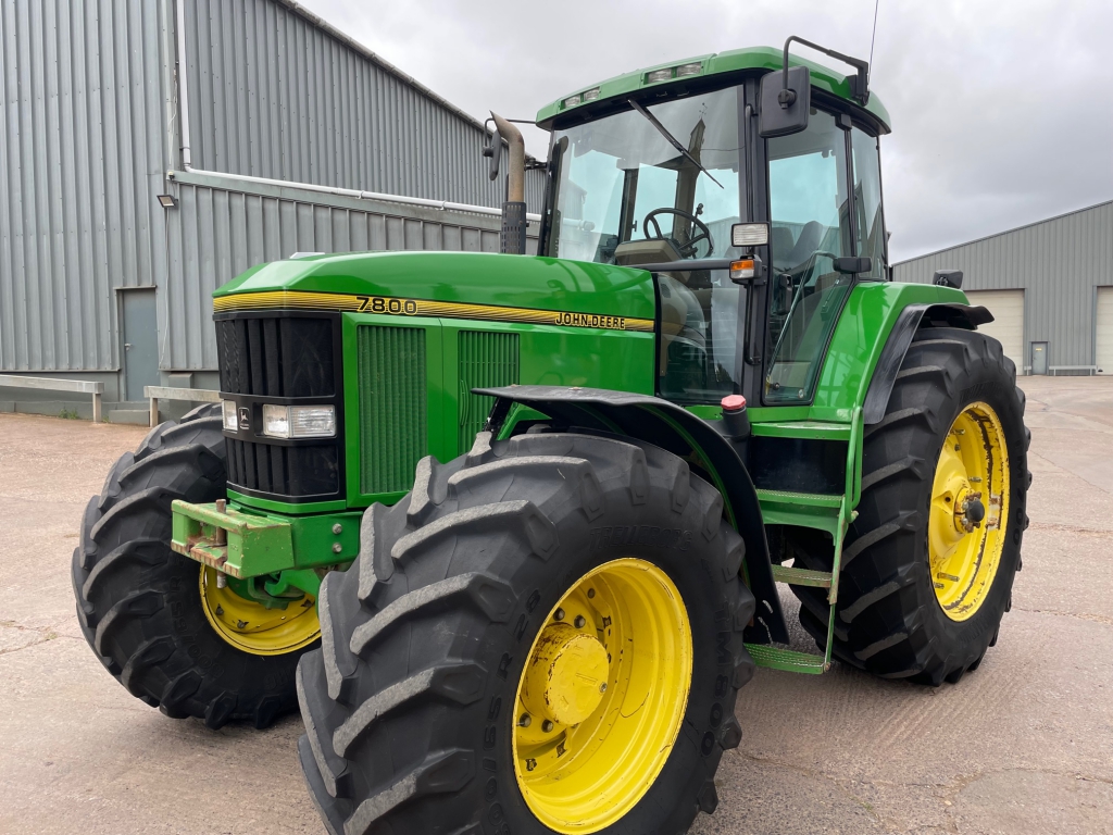 John Deere 7800
