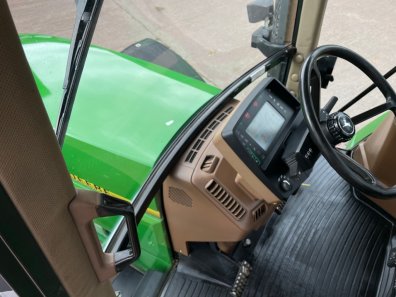 John Deere 7800