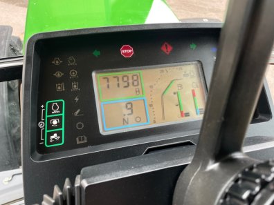 John Deere 7800