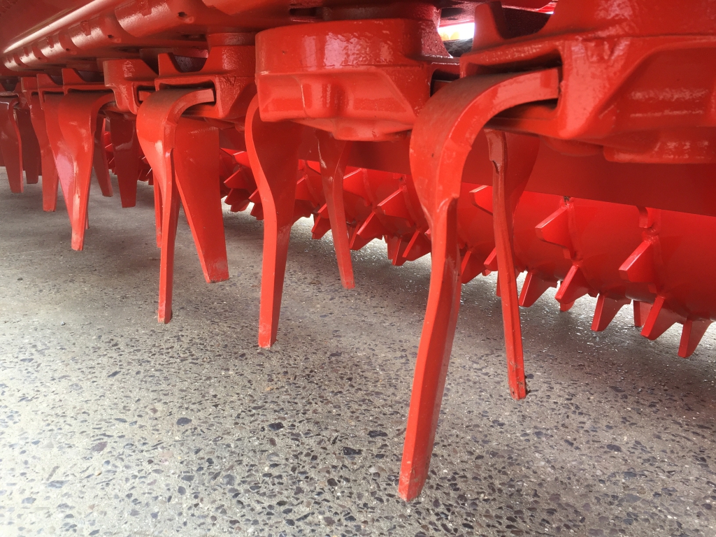 Kuhn HR6004 R power harrow