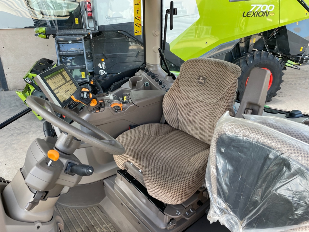 John Deere 6R 185