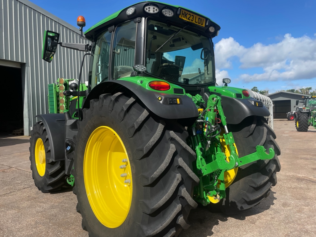 John Deere 6R 185