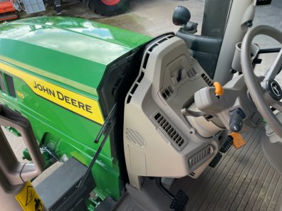 John Deere 6R 185
